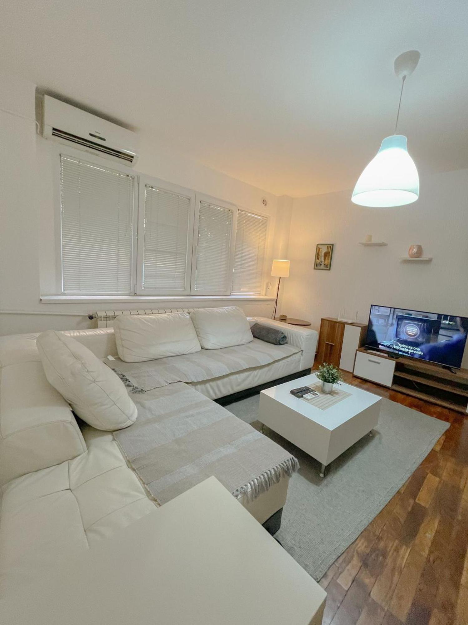 Slavija Mcd Apartment ベオグラード エクステリア 写真